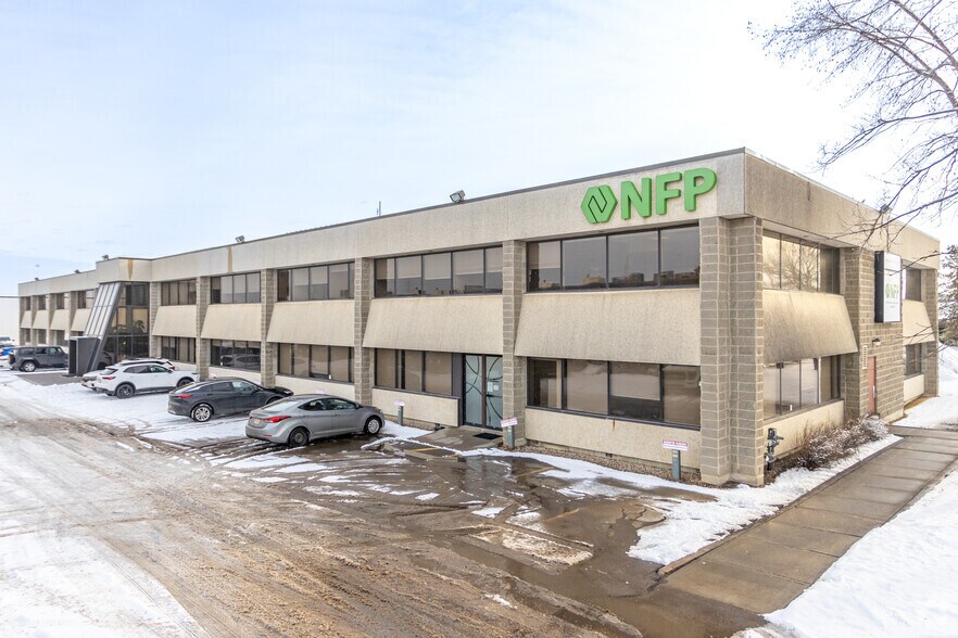More Photos Of 17704 103rd Ave NW, Edmonton Office For Lease