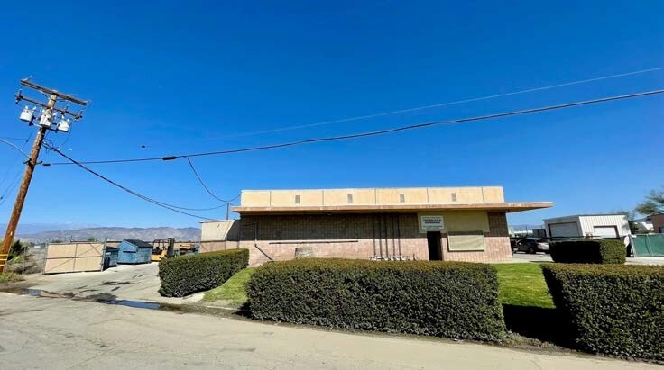 More Photos Of 850 S Cawston Ave, Hemet Manufacturing For Sale