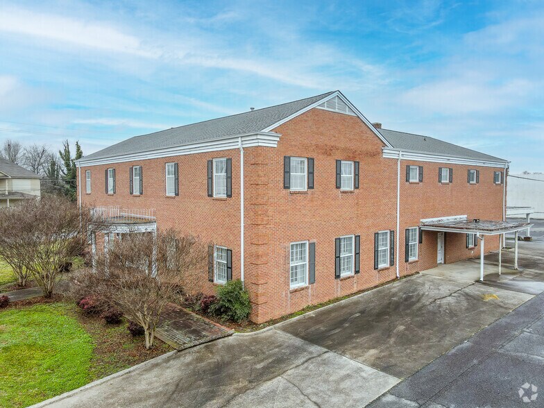 Primary Photo Of 312 W 2nd Ave, Gastonia Loft Creative Space For Sale