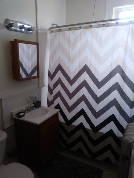 More Photos Of , Hartford Unknown For Sale