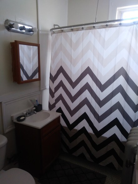 More Photos Of , Hartford Unknown For Sale