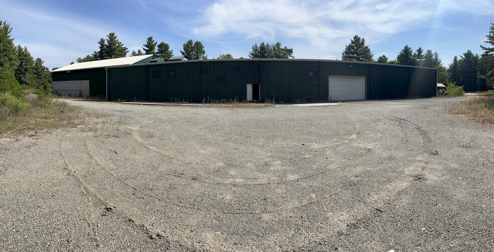 More Photos Of 49 Industrial Park Rd, Keeseville Warehouse For Lease