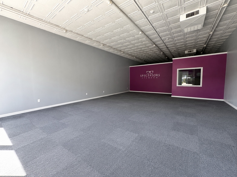 More Photos Of 85 Center St, Middleborough Storefront For Lease
