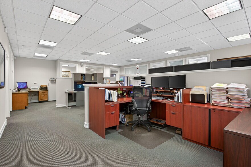 More Photos Of 5521 N University Dr, Coral Springs Office For Sale