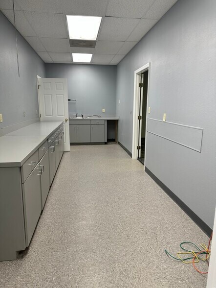 More Photos Of 2525 Drane Field Rd, Lakeland Unknown For Sale