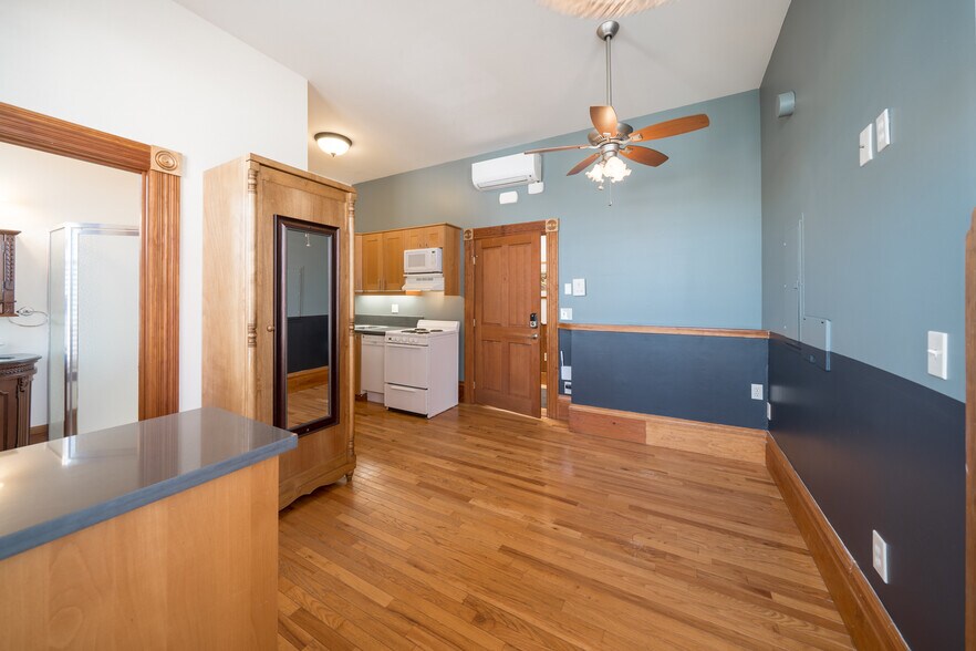 More Photos Of 1481-1499 J St, San Diego Apartments For Sale