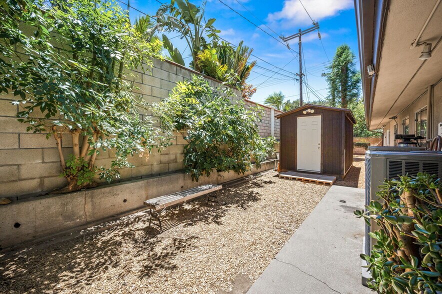 More Photos Of 5905 Old Wheeler Rd, La Verne Assisted Living For Sale