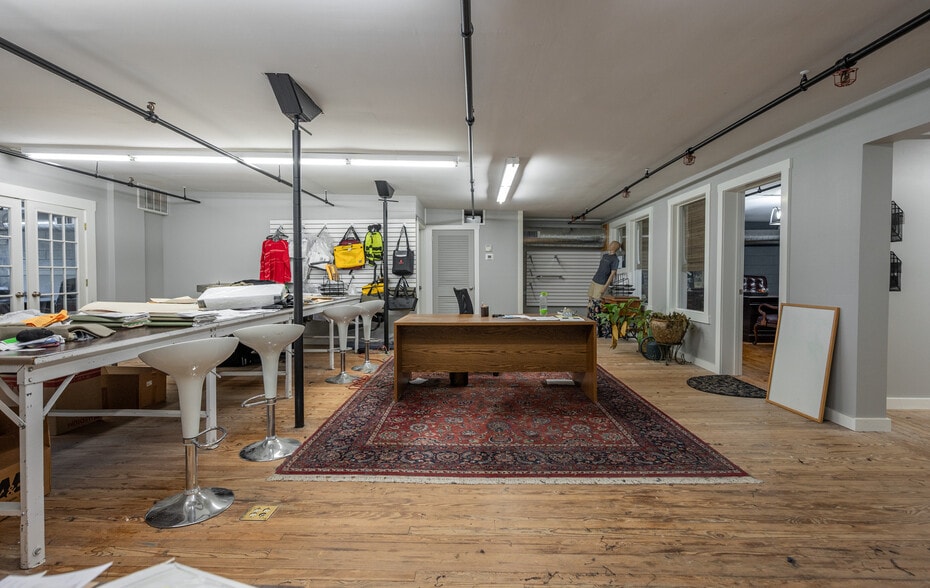 More Photos Of 410 E Main St, Haw River Light Distribution For Sale