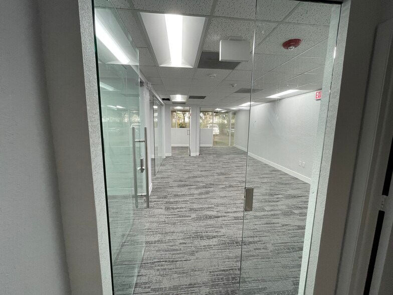 More Photos Of 7800 Peters Rd, Plantation Unknown For Lease