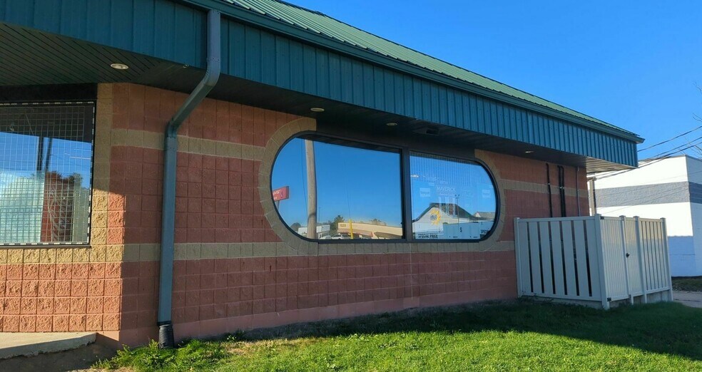 More Photos Of 1901 Philo Rd, Urbana General Retail For Lease