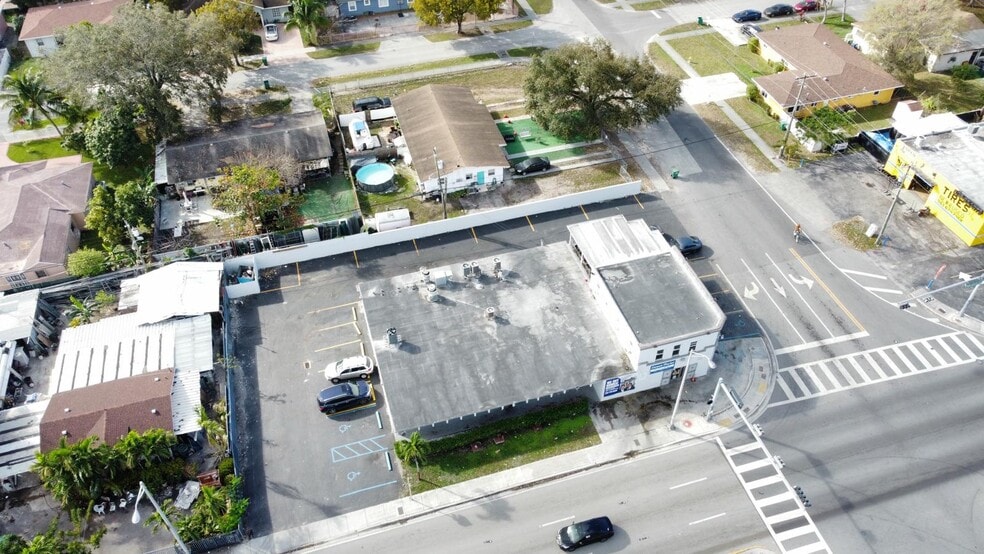 More Photos Of 1186 NW 103rd St, Miami Freestanding For Lease