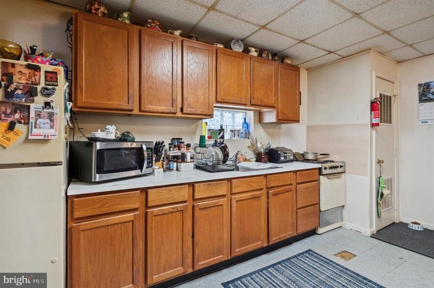 More Photos Of 934 Market St, Marcus Hook Storefront Retail Residential For Sale