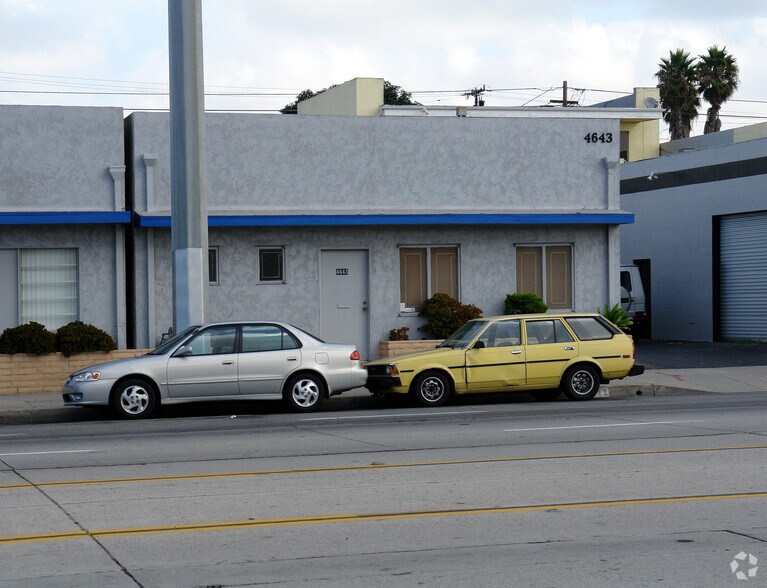 More Photos Of 4643-4645 W Rosecrans Ave, Hawthorne Manufacturing For Sale