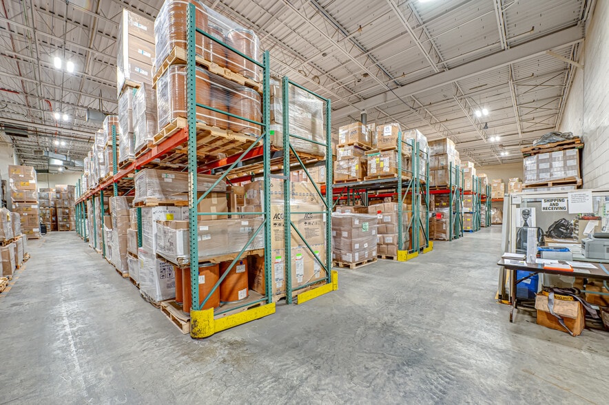 More Photos Of 30 Crossways E, Bohemia Manufacturing For Sale