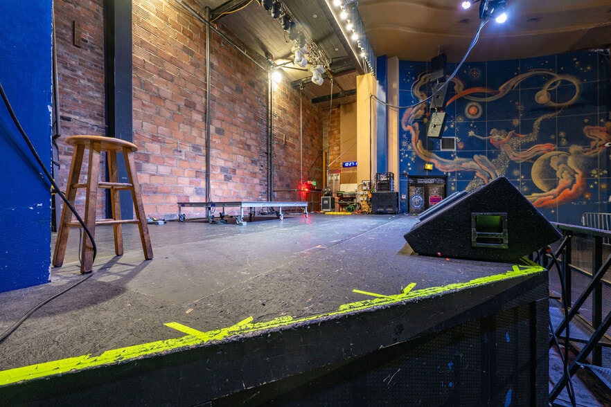 More Photos Of 230 Main St, Hobart Movie Radio TVStudio For Sale