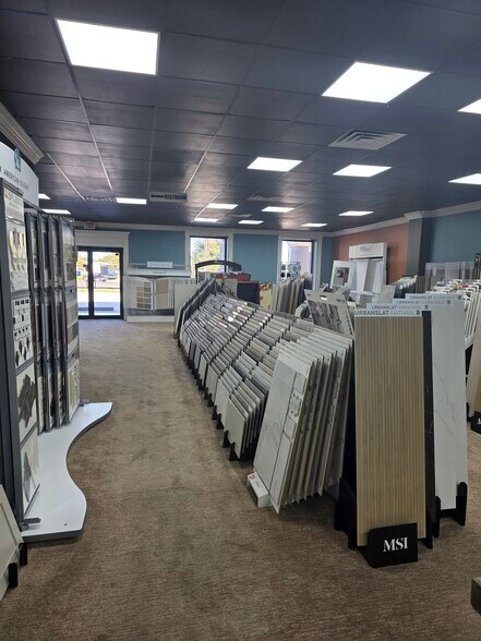 More Photos Of 1915 N Brazosport, Freeport Service For Sale