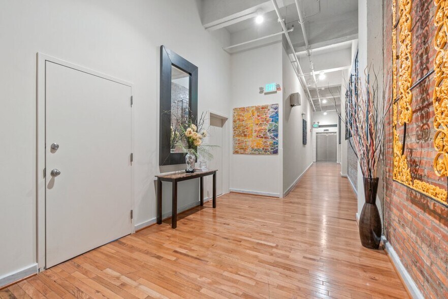 More Photos Of 311-313 W Baltimore St, Baltimore Apartments For Sale