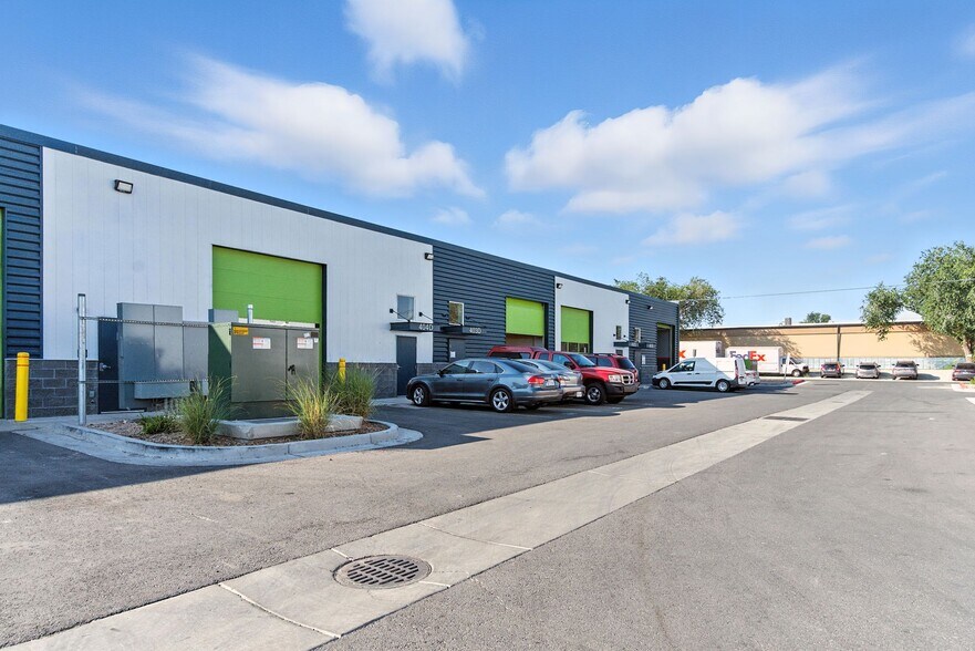 More Photos Of 5170-5176 W Liberator Dr, Kearns Warehouse For Lease