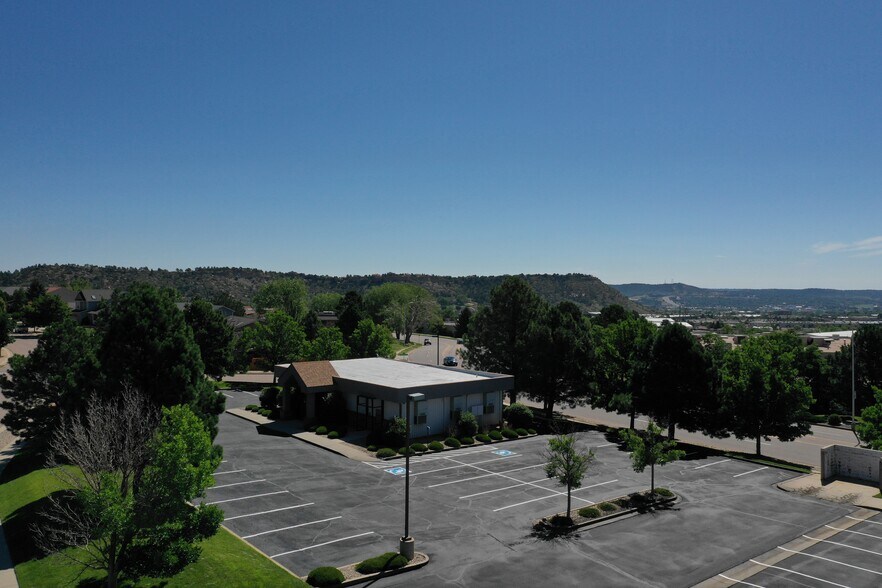More Photos Of 4750 Granby Cir, Colorado Springs Bank For Sale
