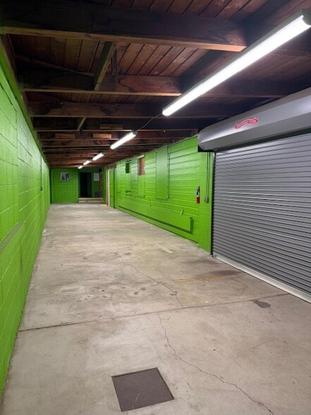 More Photos Of 850 Beatty St, Medford Office For Lease