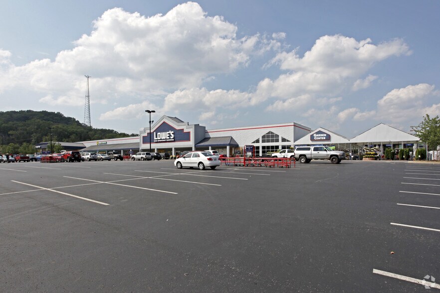 More Photos Of 7050-7088 Charlotte Pike, Nashville Unknown For Lease