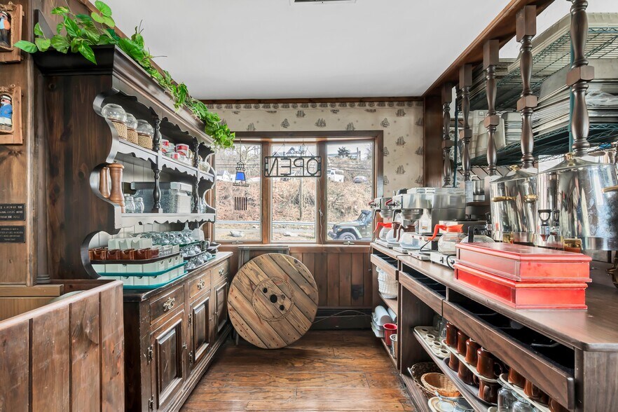 More Photos Of , Brookfield Unknown For Sale