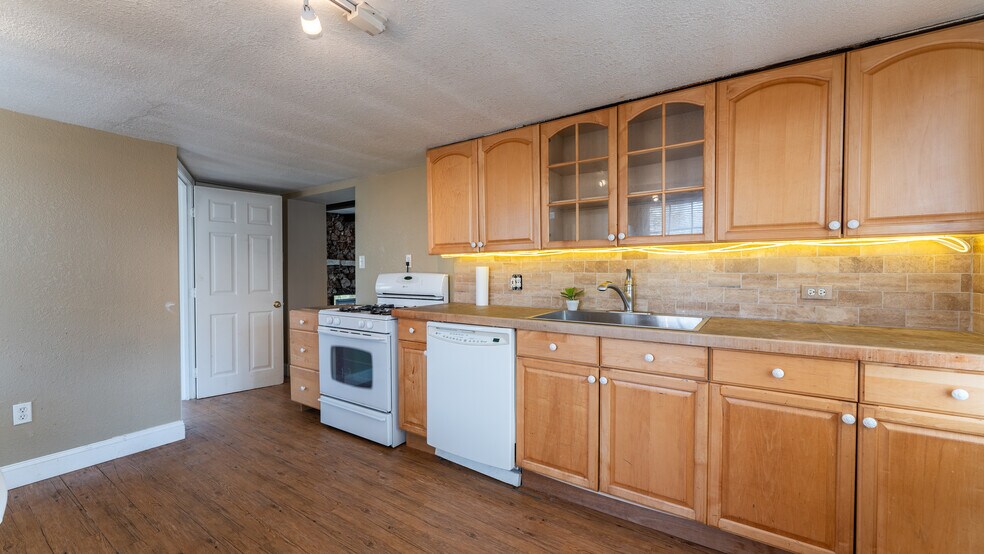 More Photos Of 189 Jade Rd, Rocky Mount Specialty For Sale