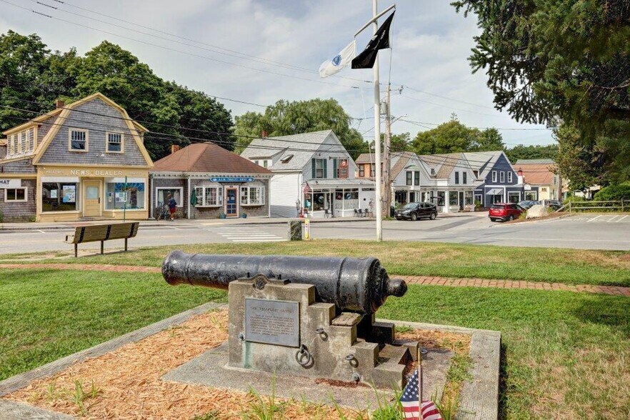 More Photos Of 313 Main St, Wellfleet Storefront Retail Residential For Sale