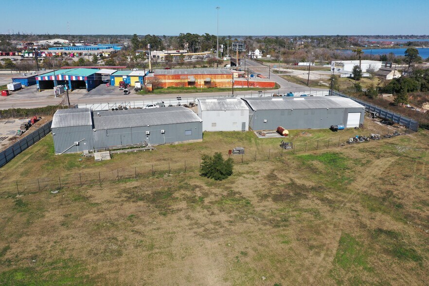 More Photos Of 17130 Market St, Channelview Warehouse For Sale