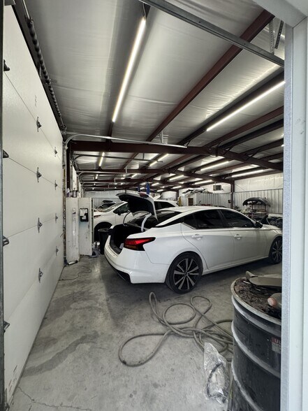 More Photos Of 103 Mabee Ave, Monteagle Industrial For Sale