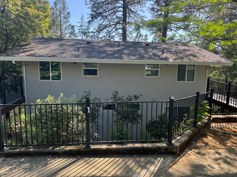 More Photos Of 1801 Cardinal Dr, Placerville Apartments For Sale