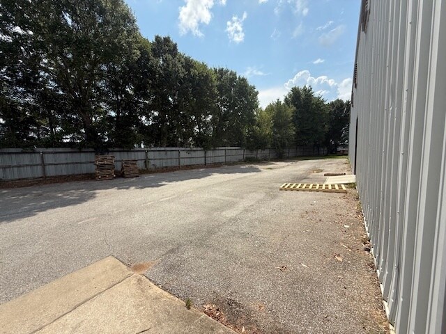 More Photos Of 3890 A Pasco St, Pensacola Unknown For Lease