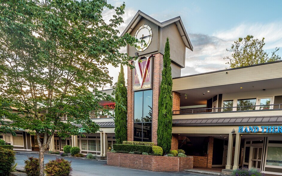 More Photos Of 16150 NE 85th St, Redmond General Retail For Sale