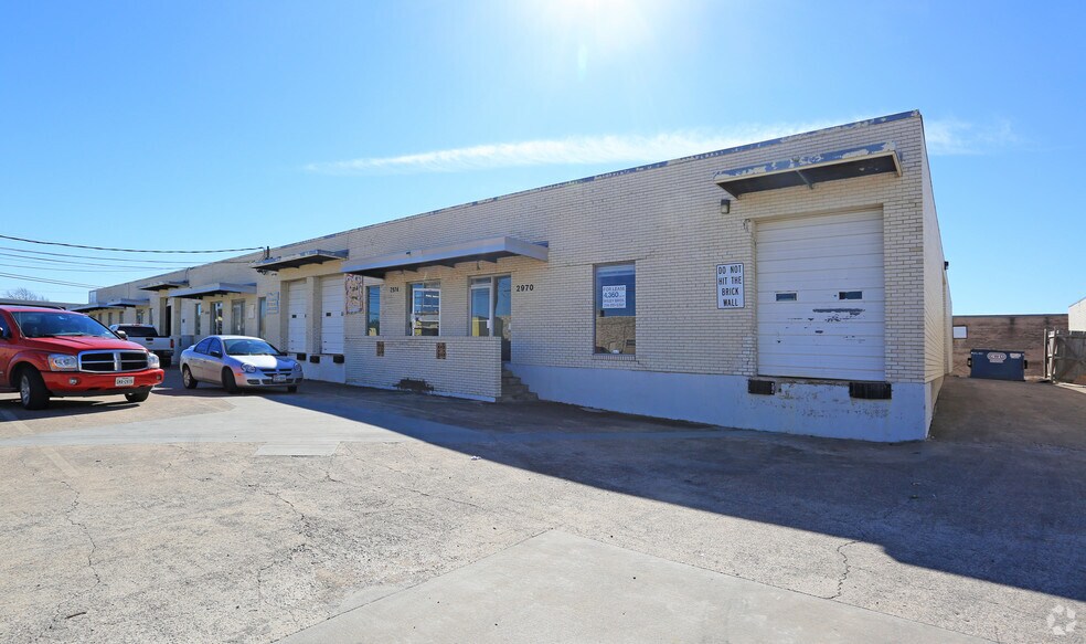 Primary Photo Of 2970-2990 Congressman Ln, Dallas Distribution For Lease