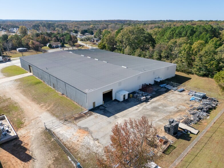 More Photos Of 754 E Hightower Trl, Social Circle Warehouse For Lease