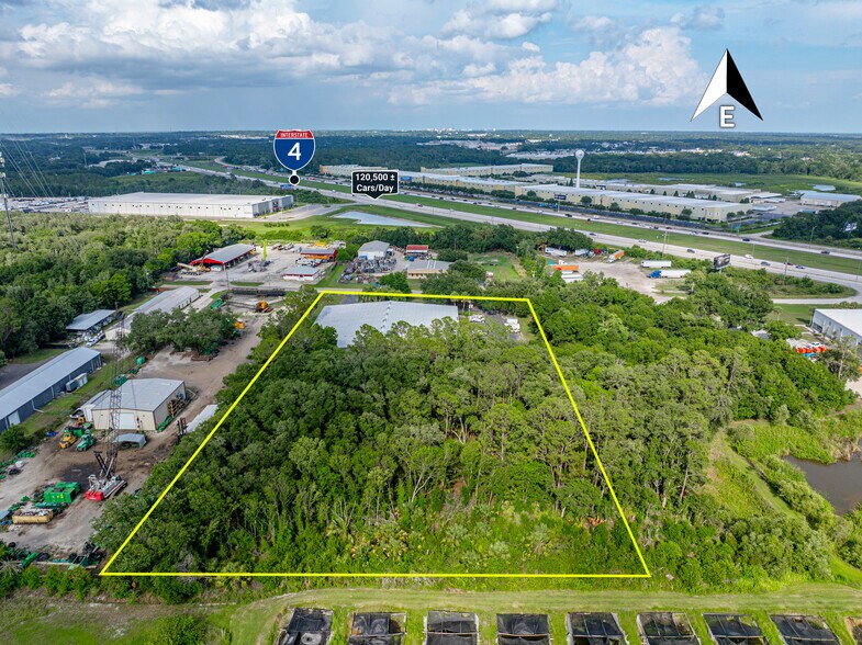 More Photos Of 304 Winston Creek Pky, Lakeland Warehouse For Lease
