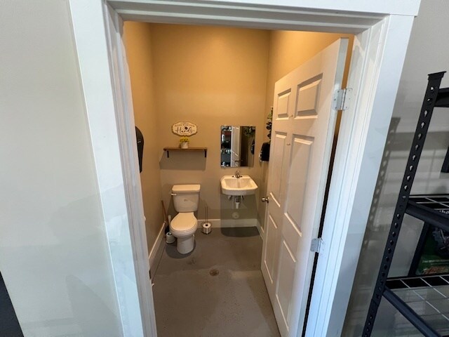 More Photos Of 405 N 1000 W, Clearfield Warehouse For Sale