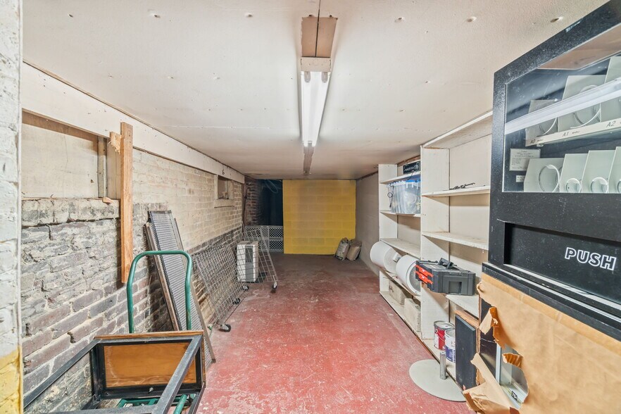 More Photos Of 824 Tennessee Ave, Etowah Storefront Retail Office For Sale