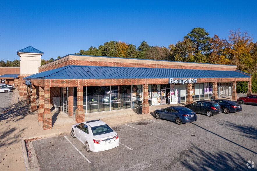 More Photos Of 3825 S Roxboro St, Durham Unknown For Lease