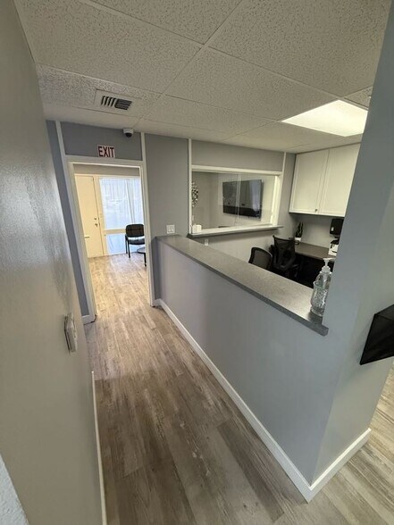 More Photos Of 1920 E Katella Ave, Orange Medical For Lease