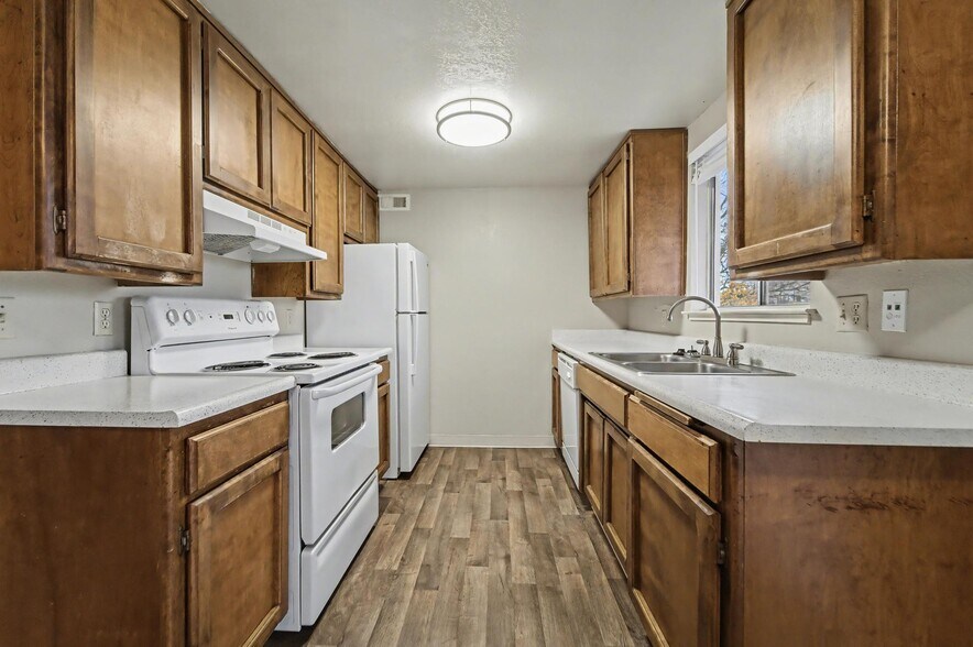 More Photos Of 1574 - 1576 Heather Dr, Yuba City Apartments For Sale