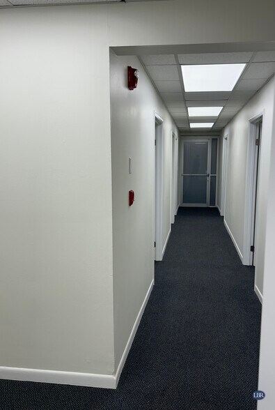 More Photos Of 122 4th Ave, Indialantic Office For Lease