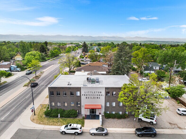 More Photos Of 709 W Littleton Blvd, Littleton Office For Sale
