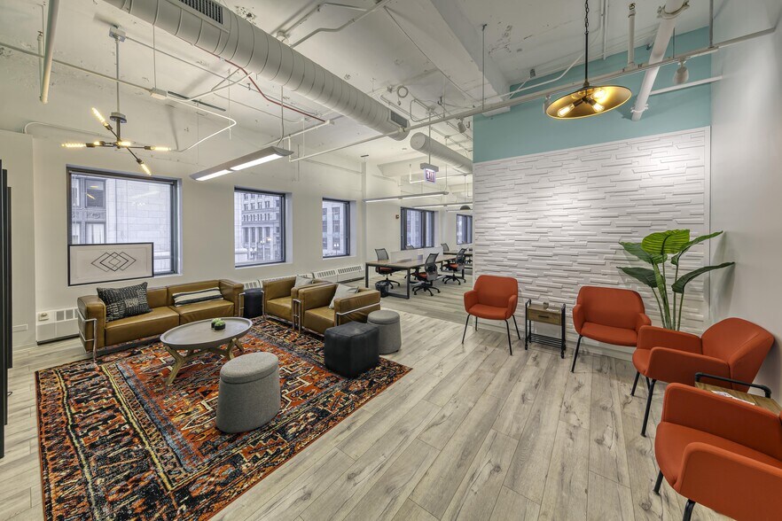 More Photos Of 100 N LaSalle St, Chicago Office For Lease