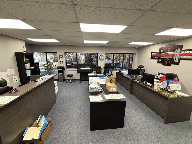 More Photos Of 72 Sharrott Ave, Staten Island Office For Lease
