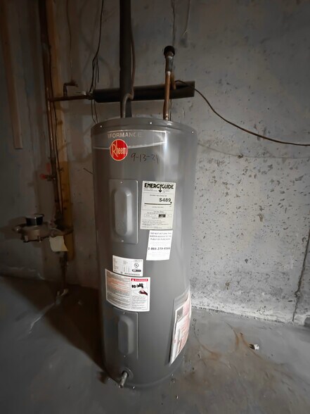 More Photos Of 25 Popes Ln, Danvers Flex For Sale