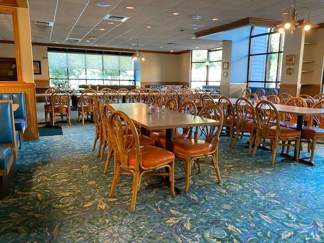 More Photos Of 2005 Richmond Rd, Williamsburg Restaurant For Lease