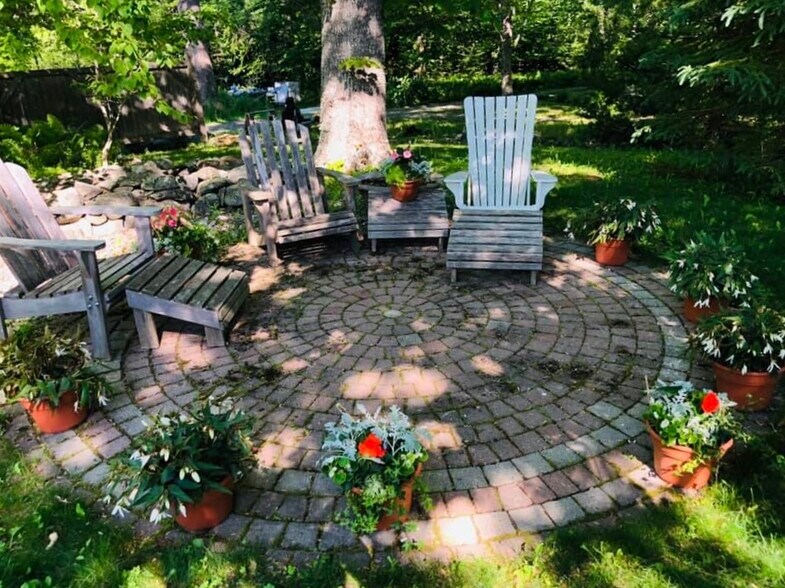 More Photos Of 48 South, Blue Hill Garden Center For Sale