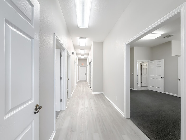 More Photos Of 15151 S US Highway 441, Summerfield Medical For Lease