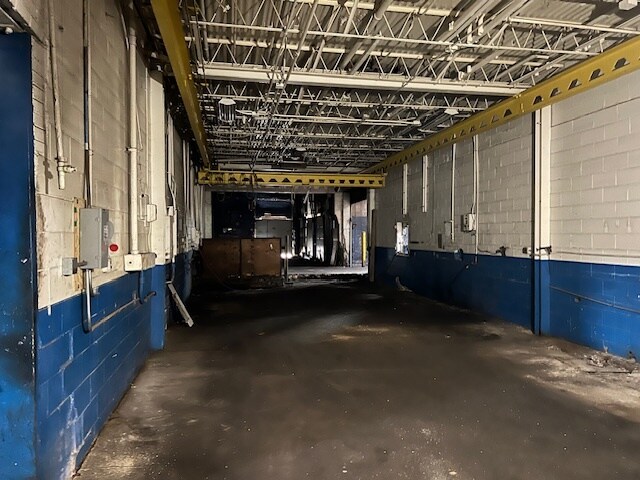 More Photos Of 836 Broadway Ave, Cleveland Manufacturing For Sale